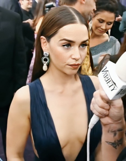 Emilia-Clarke-54553.jpg