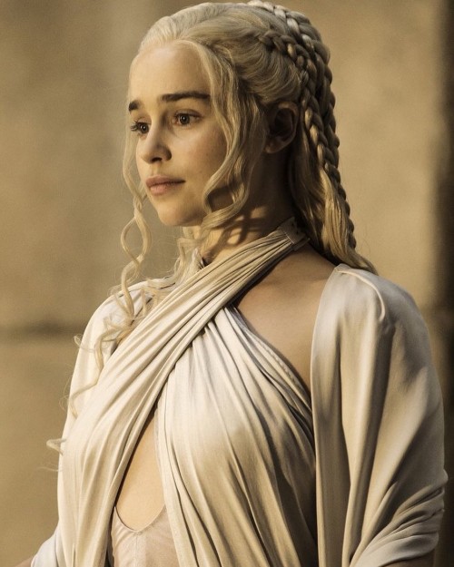 Emilia Clarke (54601)