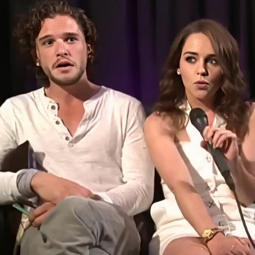 Emilia-Clarke-55025.jpg