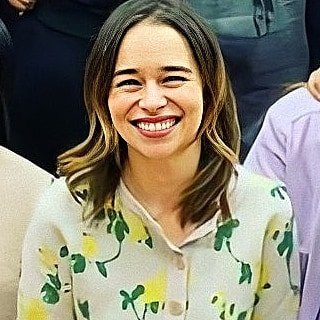 Emilia-Clarke-55031.jpg
