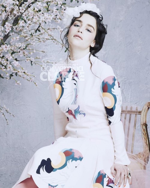 Emilia-Clarke-55040.jpg