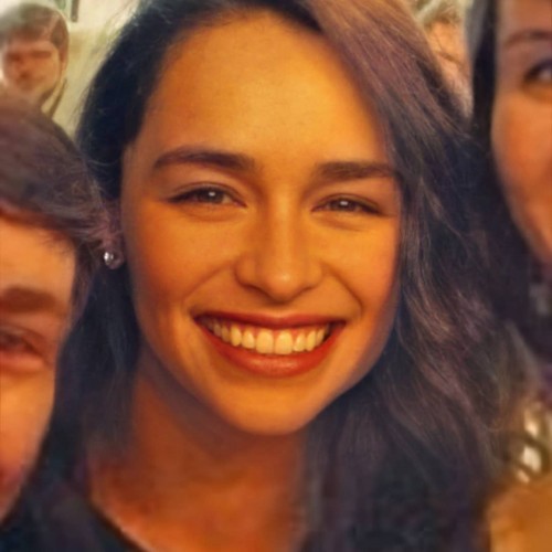 Emilia-Clarke-55058.jpg