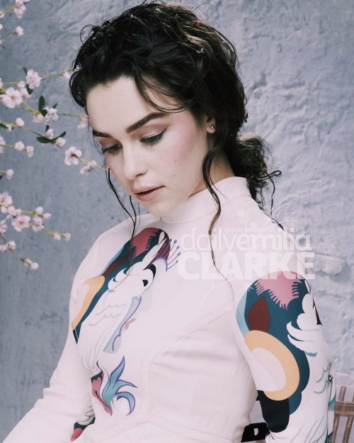 Emilia-Clarke-55089.jpg
