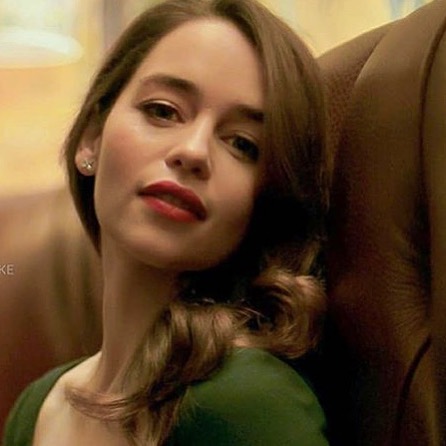 Emilia-Clarke-55099.jpg