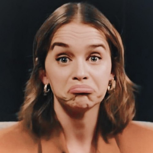Emilia-Clarke-55132.jpg