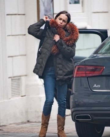 Emilia-Clarke-551365f9c61d59495ed44.jpg