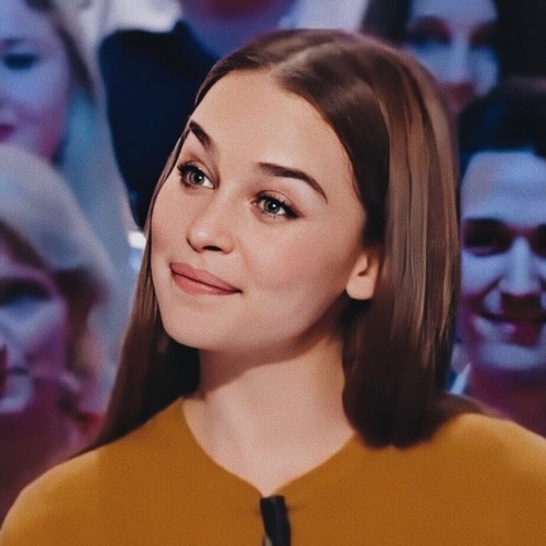 Emilia Clarke (55275)