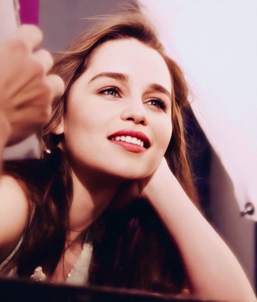 Emilia-Clarke-55396.jpg