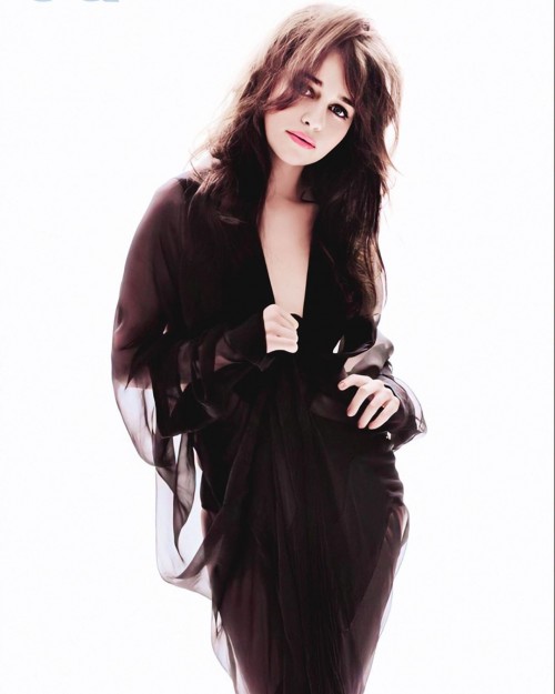 Emilia-Clarke-55471.jpg