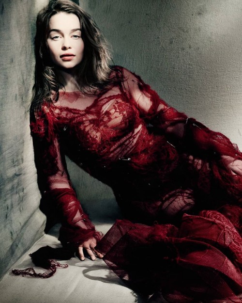 Emilia-Clarke-55644.jpg