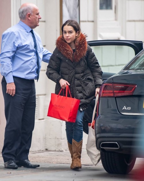 Emilia-Clarke-55652.jpg