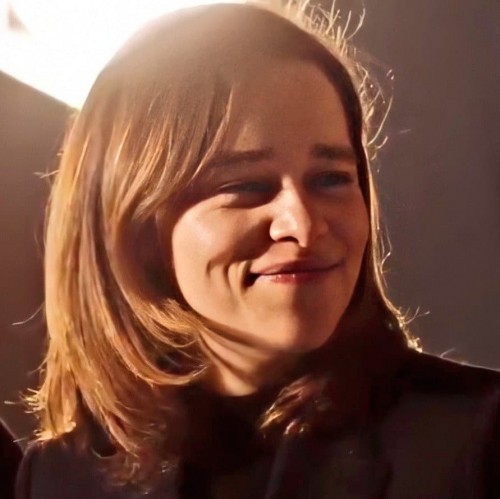 Emilia-Clarke-55677.jpg