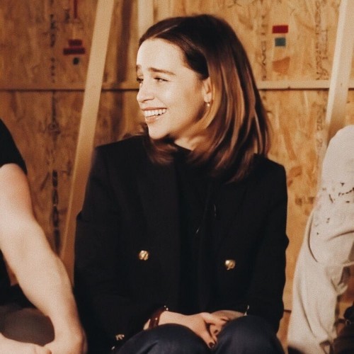 Emilia-Clarke-55689.jpg