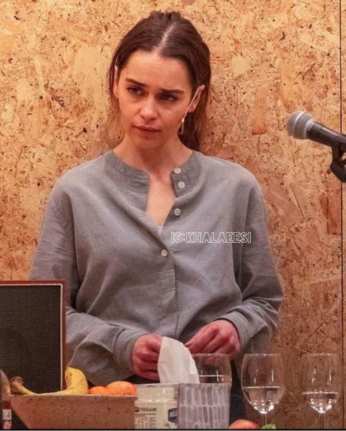 Emilia-Clarke-55868.jpg
