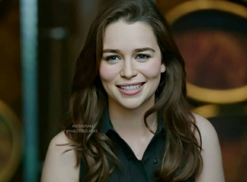 Emilia-Clarke-55875.jpg