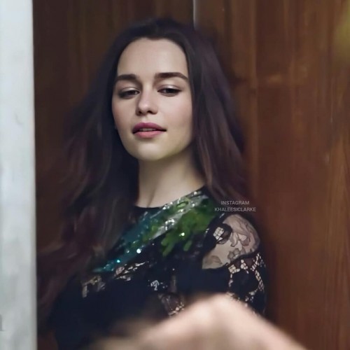 Emilia-Clarke-55887.jpg