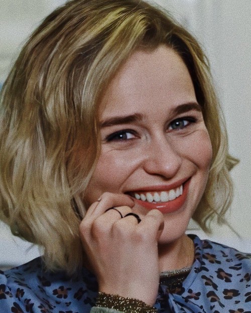 Emilia-Clarke-5598206263c4e911f5e89.jpg