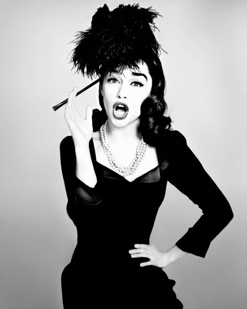 Emilia-Clarke-5600255d5437e2700aae9.jpg