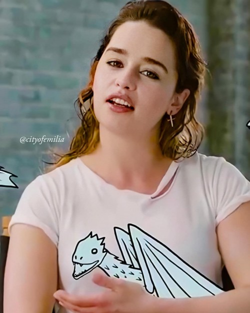 Emilia-Clarke-56009.jpg
