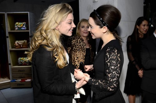 Emilia-Clarke-56034c881f9896df4bfe1.jpg