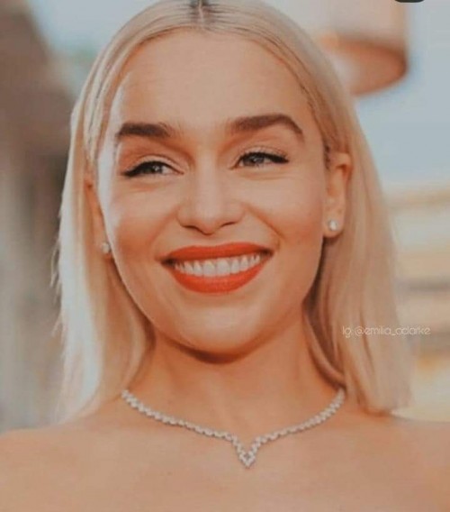 Emilia-Clarke-56308.jpg