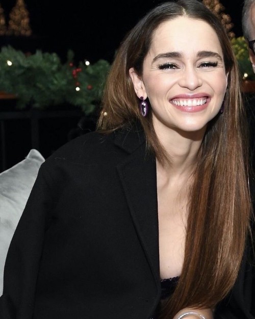 Emilia-Clarke-56718.jpg