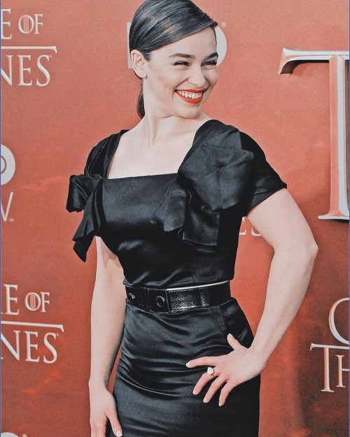 Emilia-Clarke-57012.jpg
