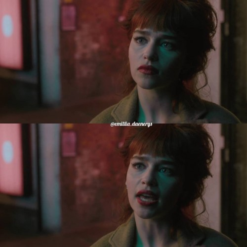 Emilia-Clarke-57029.jpg
