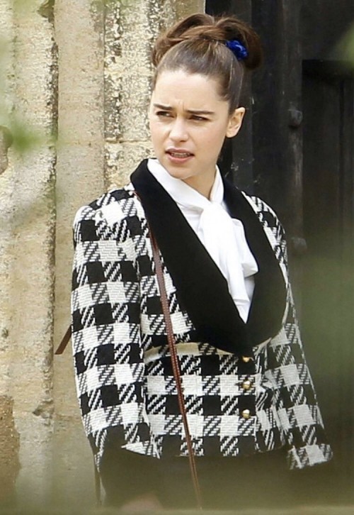 Emilia-Clarke-57041.jpg