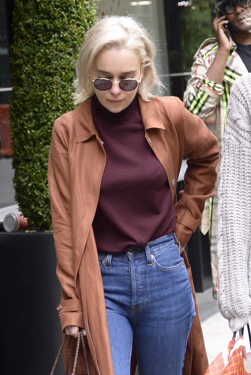 Emilia-Clarke-57073.jpg