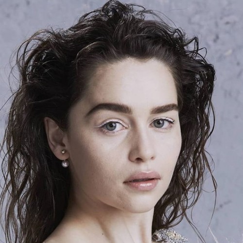 Emilia-Clarke-57087.jpg