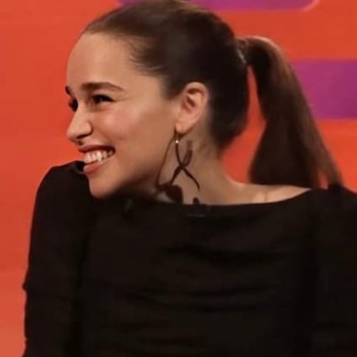 Emilia-Clarke-57088.jpg