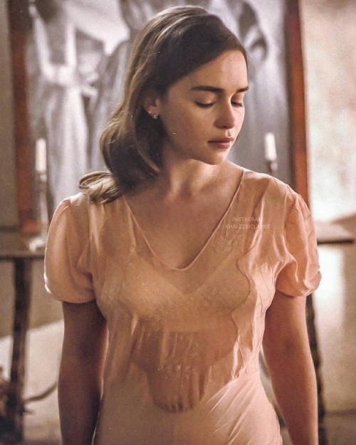 Emilia-Clarke-57145.jpg