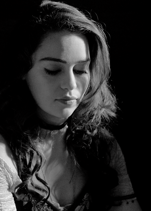 Emilia-Clarke-57207.png
