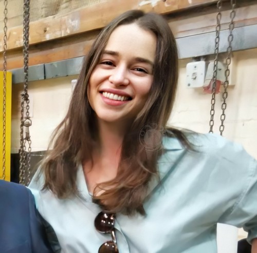Emilia-Clarke-57257.jpg