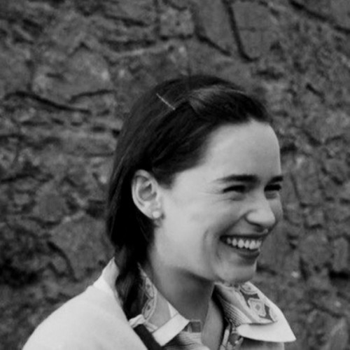 Emilia-Clarke-57309.jpg