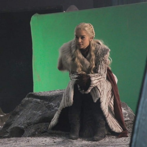 Emilia-Clarke-57381.jpg