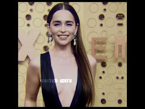 Emilia-Clarke-57906e140fc6b5bc780ef.jpg