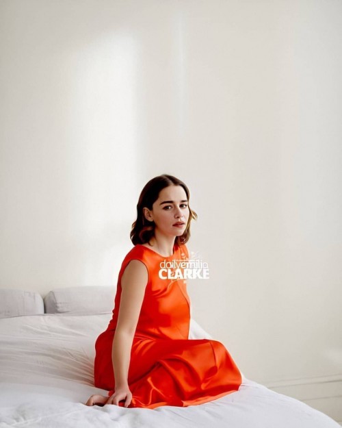 Emilia-Clarke-57908.jpg