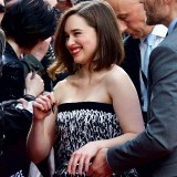 Emilia-Clarke-57938dd9b907e38b6726c