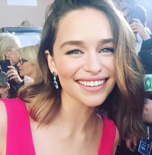 Emilia-Clarke-58055.jpg
