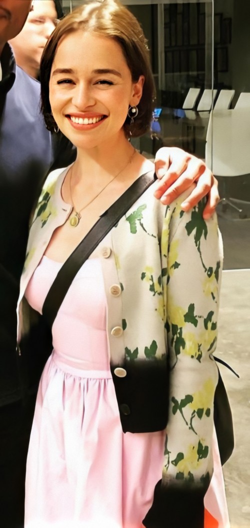 Emilia-Clarke-58091.jpg