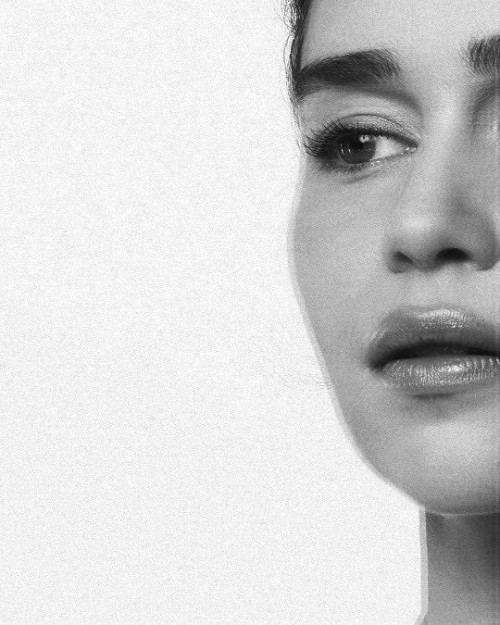 Emilia-Clarke-58199.jpg