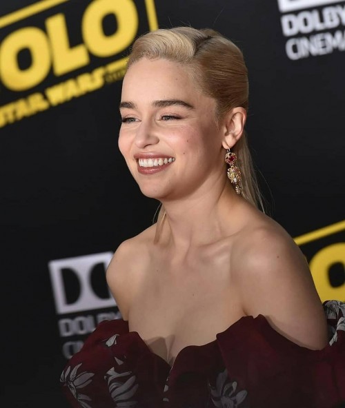 Emilia-Clarke-58299.jpg