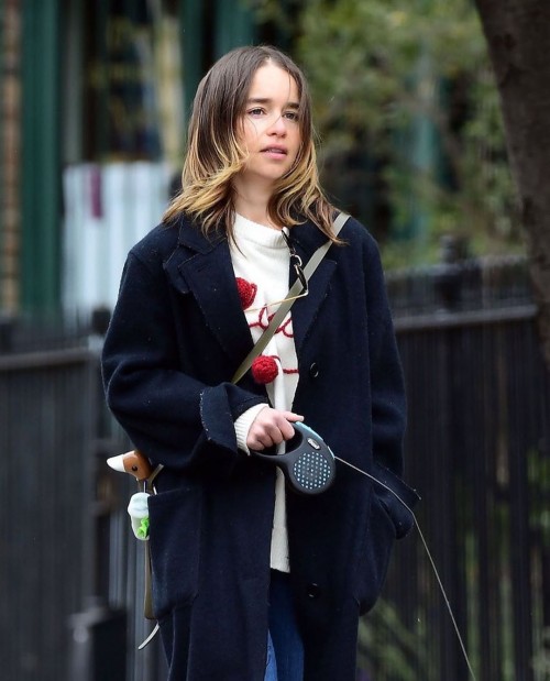Emilia-Clarke-58300.jpg