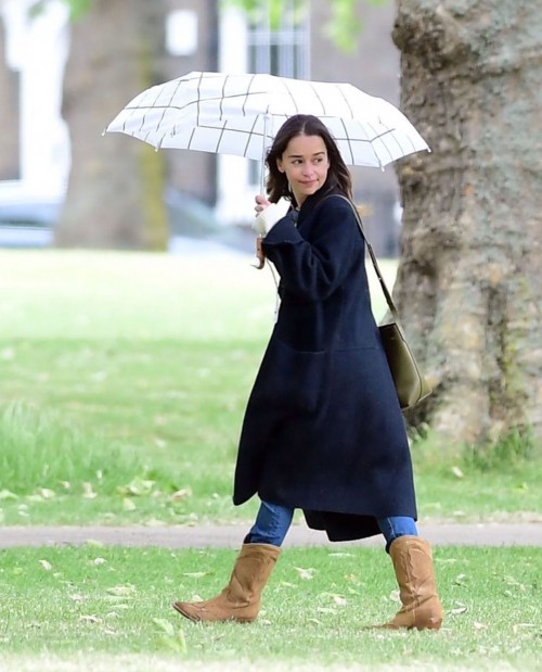 Emilia-Clarke-58304.jpg