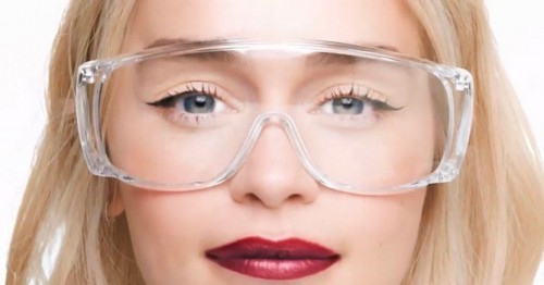 Emilia-Clarke-58306.jpg