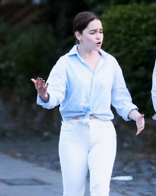 Emilia-Clarke-58888.jpg