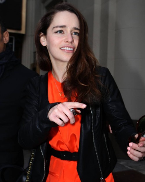 Emilia-Clarke-59006c4c54ed739604cbf.jpg