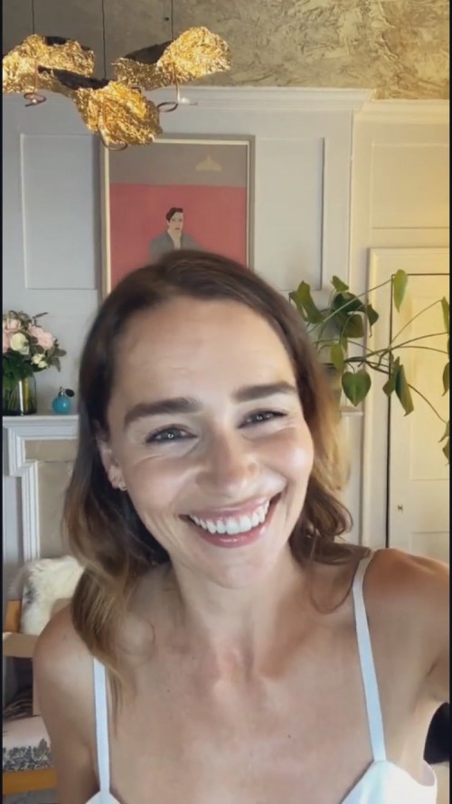 Emilia-Clarke-59010.jpg